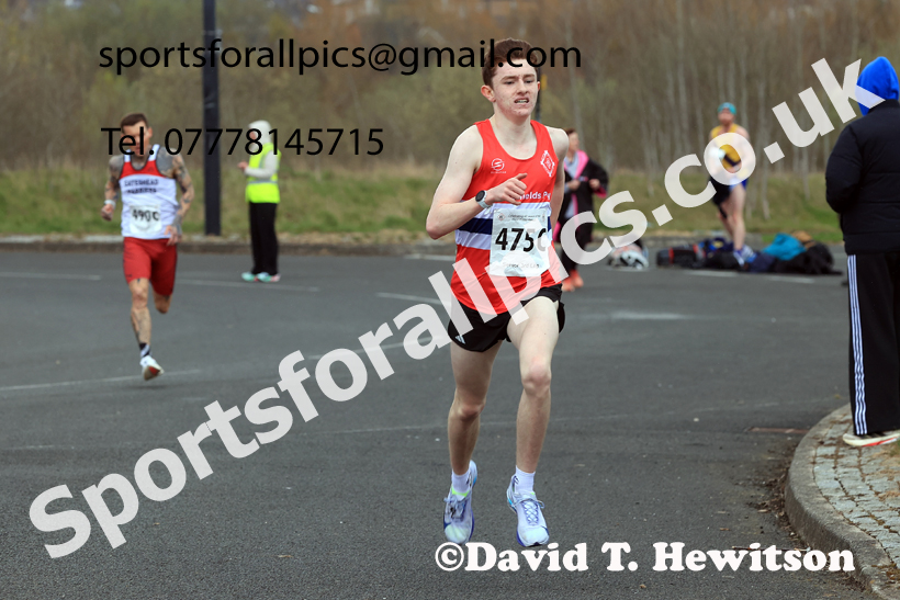 Senior Mens relay, 2026 Elswick Harriers Good Friday Road Relays and Young Athletes, Newburn,  Newcastle upon Tyne. Photo: David T. Hewitson/Sports for All Pics